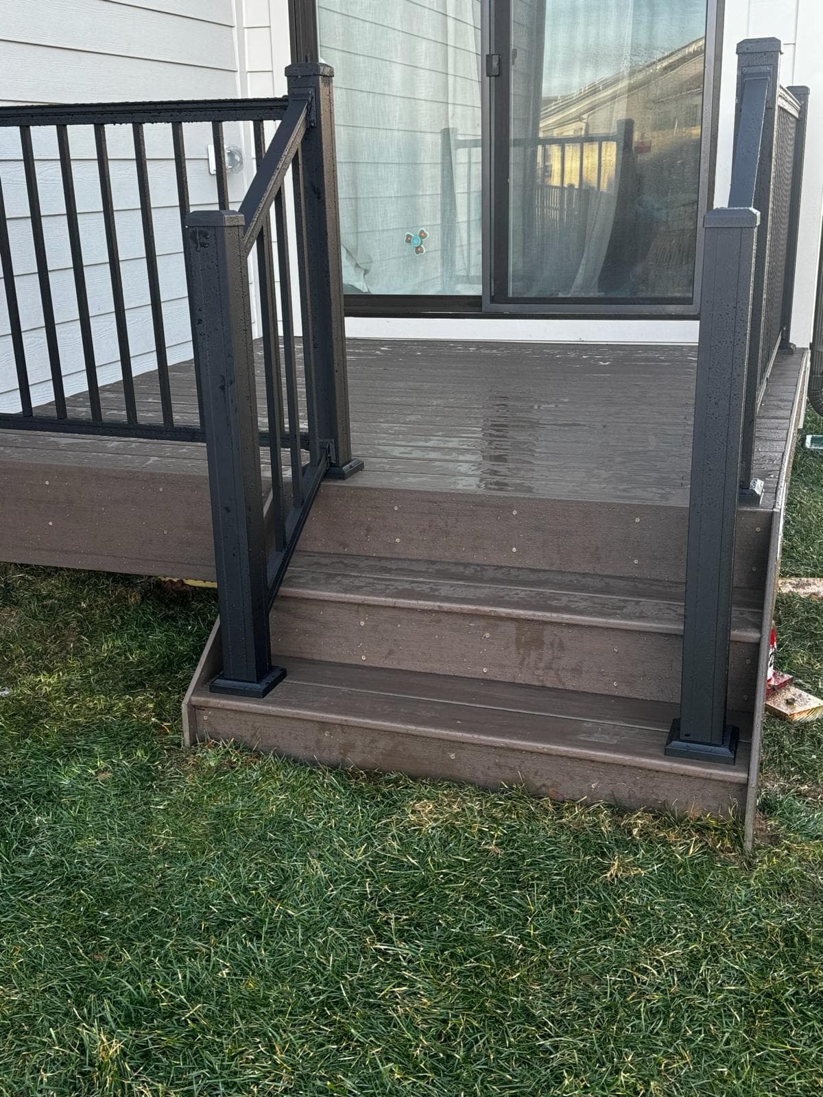 WOOD MULTI LEVEL DECK