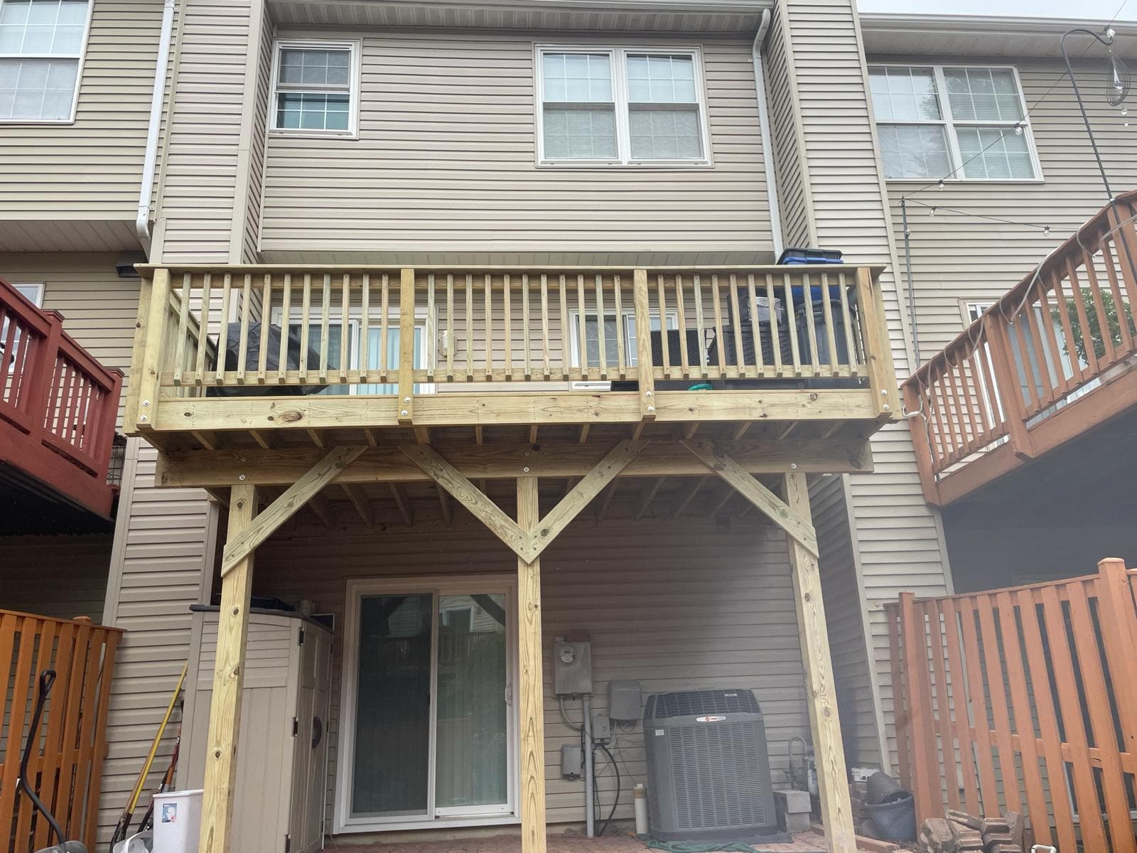 BUILD NEW COMPOSITE DECK